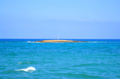 蓝蓝的天空和海景