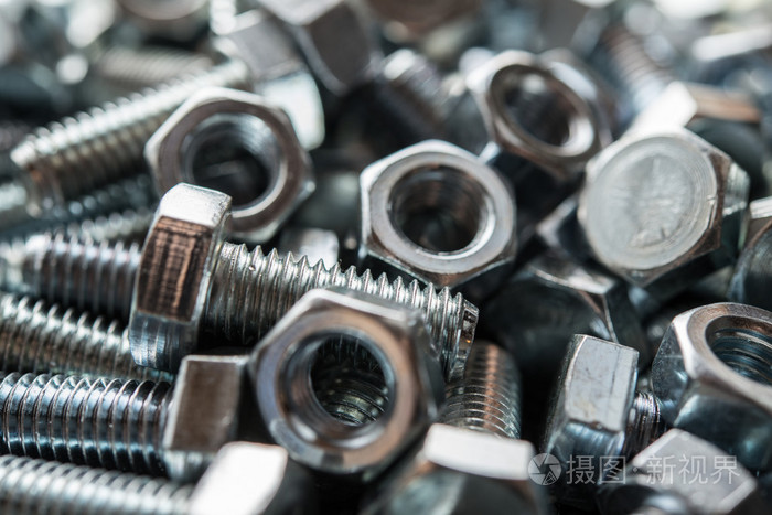 金属螺母和螺栓