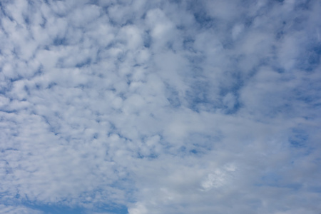 蓝色的天空背景