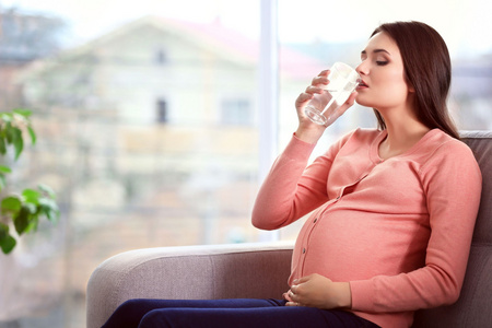 孕妇用玻璃水