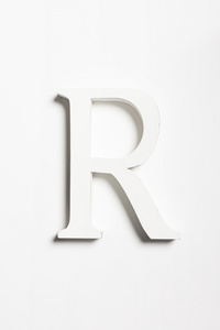 字母r的白木工艺