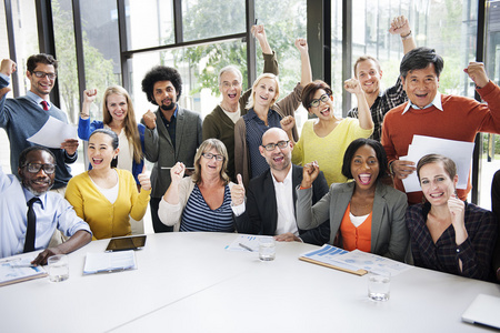 多种族的业务团队照片