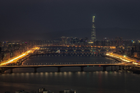 汉河夜景