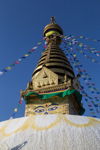 在尼泊尔加德满都进行的 Swayambunath 佛塔