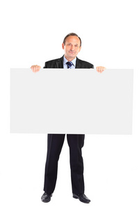 一个成功的商人举起一张空白的白色纸