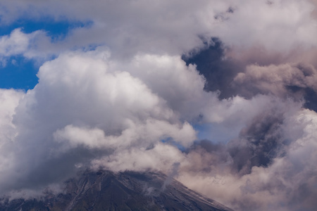 通古拉瓦火山南美洲