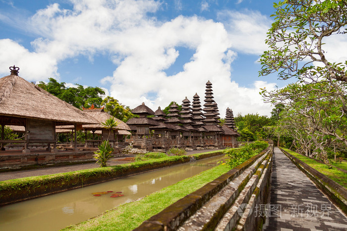 塔曼 Ayun Temple.Royal Mengwi 帝国寺位于 Mengwi，巴塘摄政。印度尼西亚巴厘岛