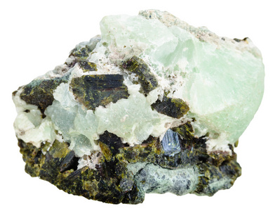 绿色葡萄石矿物石和绿帘石晶体