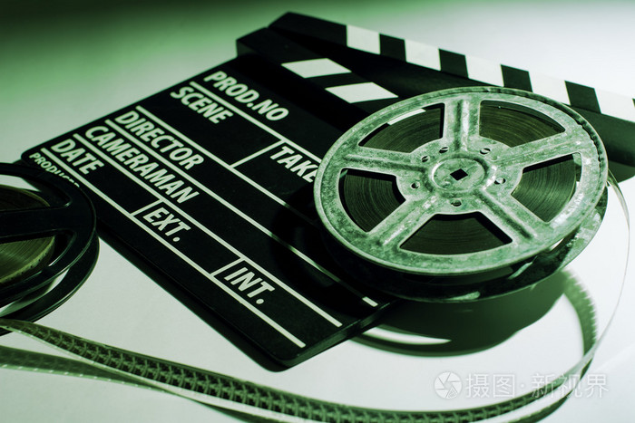 两个老胶片卷盘的电影和电影拍