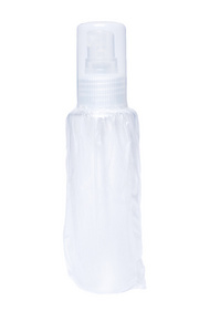 一个带喷雾泵的透明塑料瓶