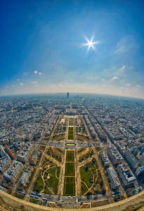 查看从顶部的埃菲尔铁塔巴黎