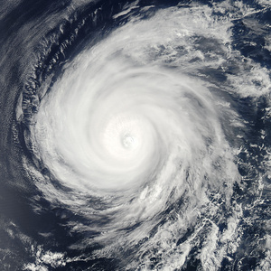 全球金融风暴空间的漩涡。这幅图像由美国国家航空航天局提供的元素