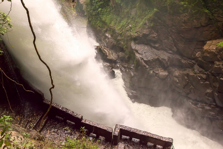 pailon del diablo, 魔鬼 cauldron 瀑布