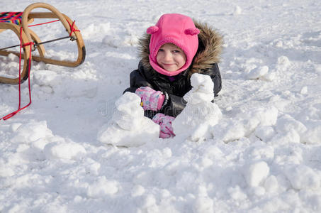 雪地上的孩子