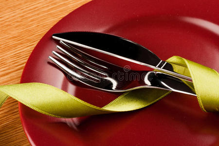 桌子 盘子 浪漫的 空的 礼物 情人 吃饭 食物 银器 菜单