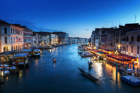 威尼斯日落时的大运河