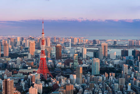 东京地标东京塔特写图片