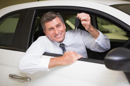 出售 开车 购物 白种人 职业 新的 销售员 汽车 经销商
