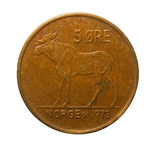 金属硬币孤立在白色背景上的五个时代挪威