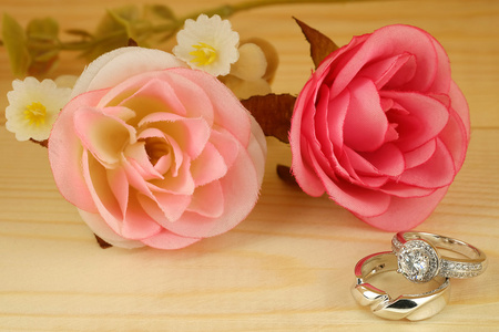与花的结婚戒指