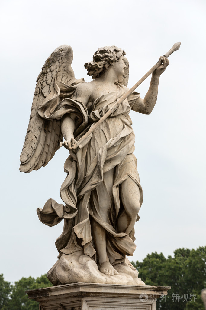 天使与多米尼克 Guidi 从意大利罗马的圣天使桥