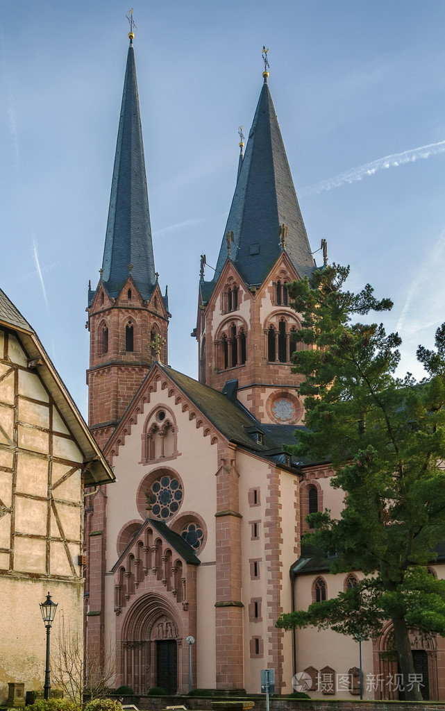 在gelnhausen,德国,圣母马利亚教堂