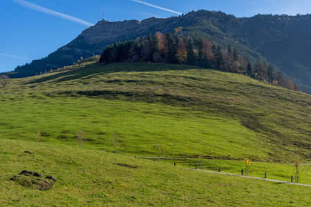 神奇的装载 Rigi 和碧绿的草地，阿尔卑斯山