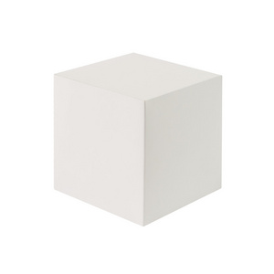 空白框 3d 立方体 孤立在白色背景上