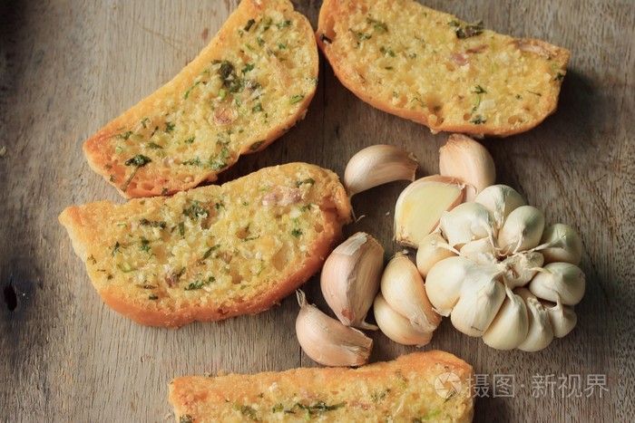 黄油面包蒜