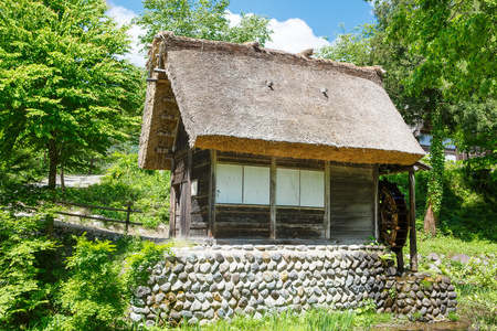 在夏天的历史日本村白川乡图片