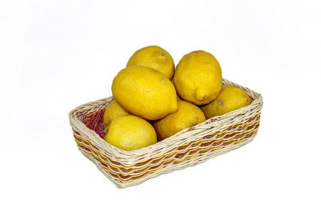 健康柠檬在篮子里
