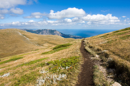 在克里米亚山通路