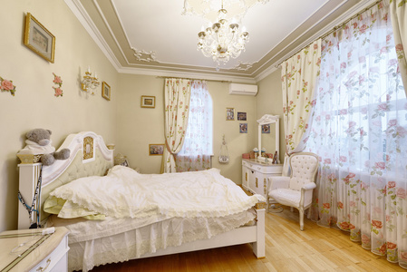 室内设计家居奢华中漂亮的卧室
