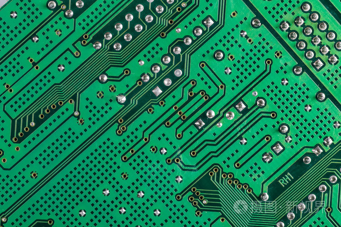 电子线路板与处理器的特写