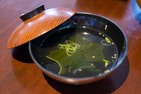 一碗日本味噌汤