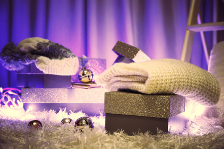 圣诞礼品盒和装饰