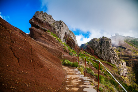 在 Pico 做 Arieiro 的徒步游路径