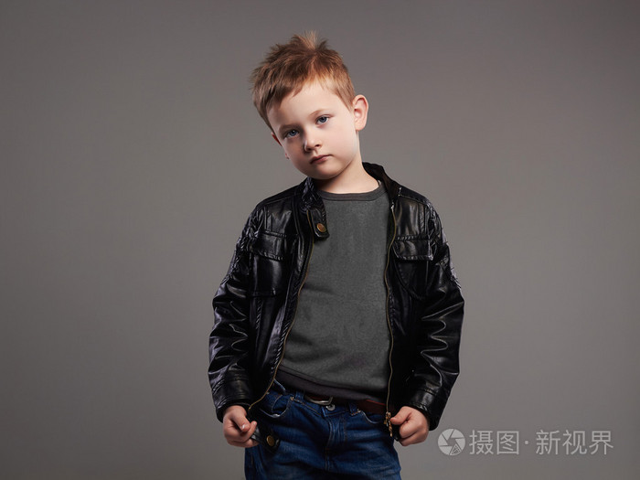 在皮革 coat.stylish 时尚儿童小男孩