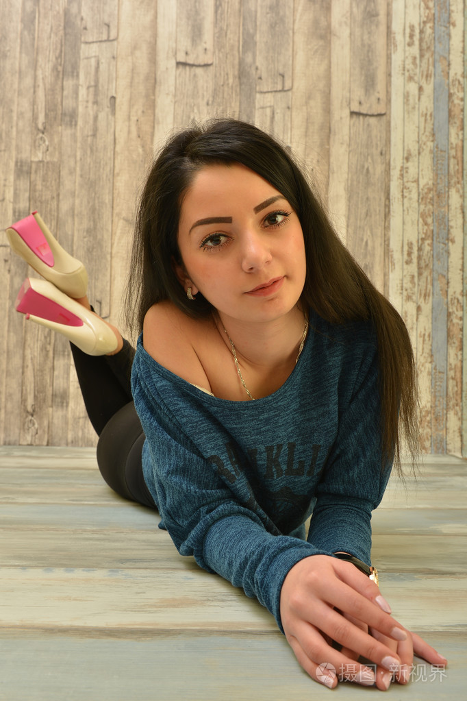 有吸引力的拉丁裔女人