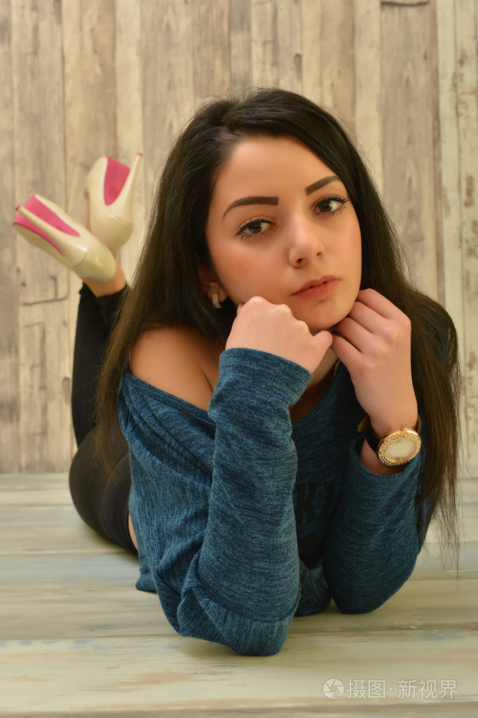 有吸引力的拉丁裔女人