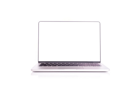 与白色上孤立的空白屏幕的笔记本电脑
