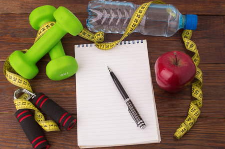锻炼和健身节食复制空间日记。健康的生活方式的概念