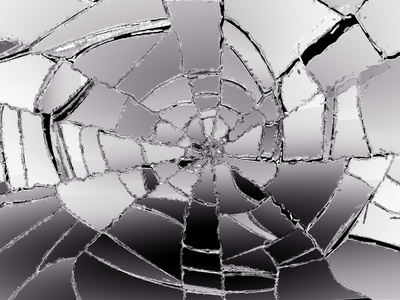 损坏或破碎的玻璃