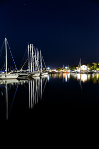 夜海游艇码头