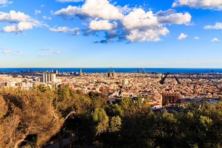 巴塞罗那市的全景视图