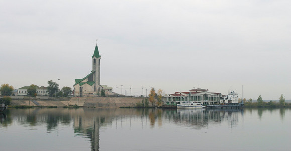 在海岸的清真寺