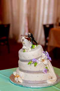 花背景婚礼蛋糕