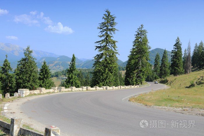 罗马尼亚的山路照片 正版商用图片1n51zg 摄图新视界