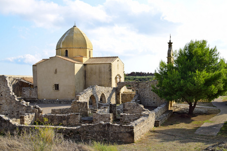 在扎金索斯，希腊的教堂和修道院遗址