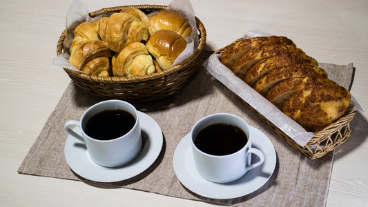 咖啡和面包